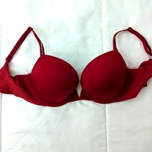 Victoria's Secret Bra. Color: Red wine. 32DD